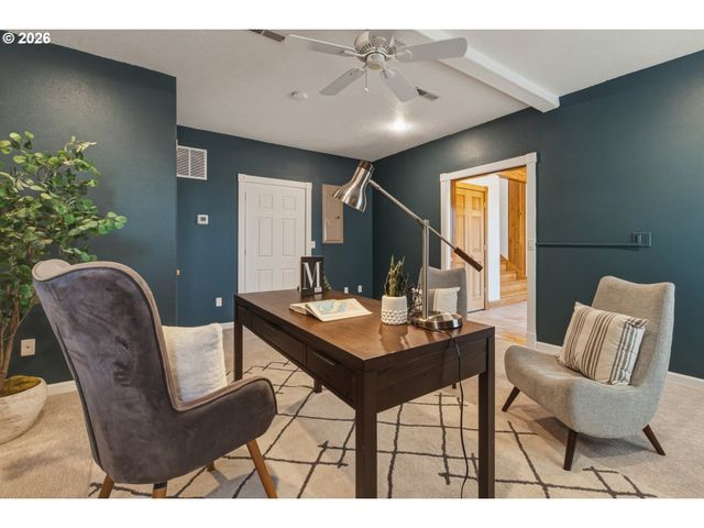 8 GARIBALDI St, Lake Oswego, OR 97035