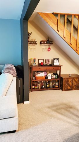 10 Chelsea Circle, South Burlington, VT 05403