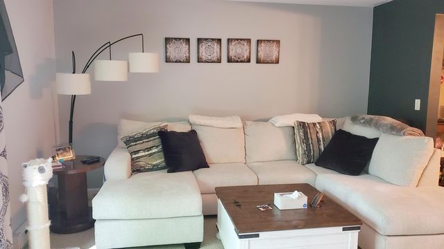 10 Chelsea Circle, South Burlington, VT 05403