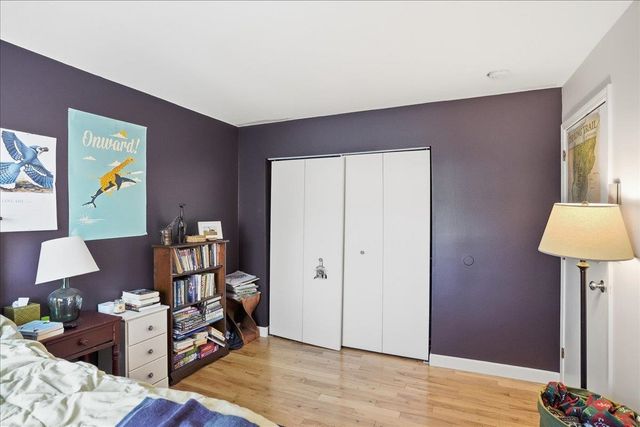 10 Chelsea Circle, South Burlington, VT 05403