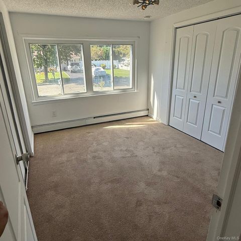 23 Ash Drive, Medford, NY 11763