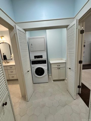 500 Valentine, Little Rock, AR 72205