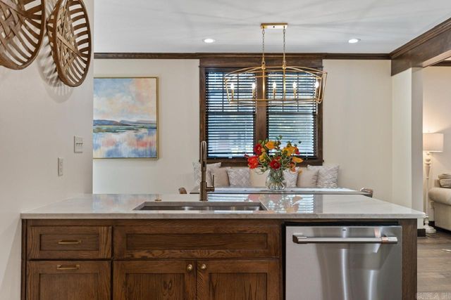 500 Valentine, Little Rock, AR 72205