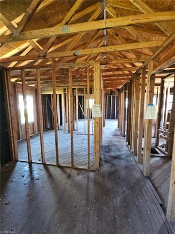 101 Markwood Lane, Lexington, NC 27295