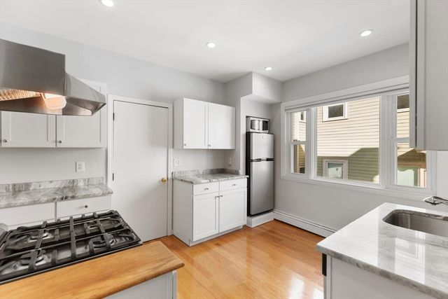 6-8 School Street, Boston, MA 02129