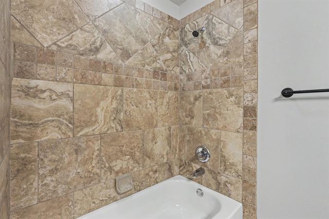 1801 NW 195th Circle, Edmond, OK 73012