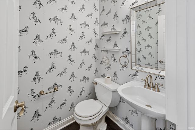 50619 Lakeside Drive, Granger, IN 46530