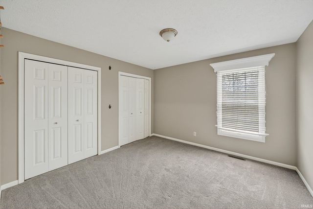 50619 Lakeside Drive, Granger, IN 46530