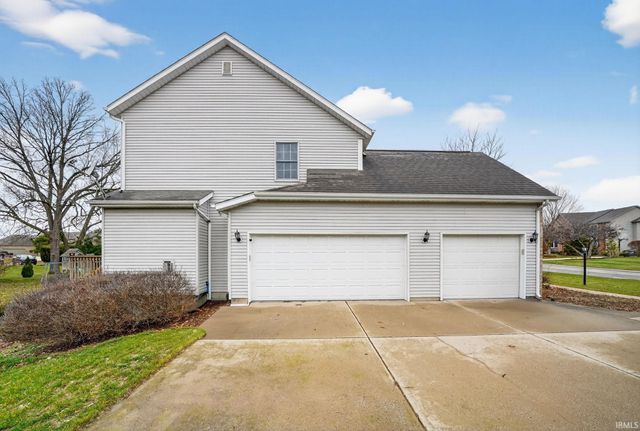 50619 Lakeside Drive, Granger, IN 46530