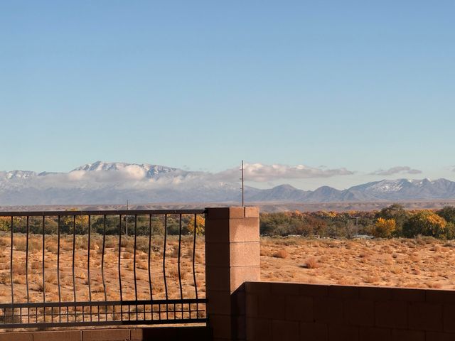 1310 Vallecito Court NW, Los Lunas, NM 87031