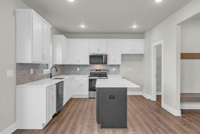 6720 Bright Street, Johnston, IA 50131