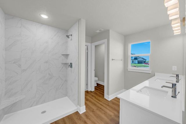 6720 Bright Street, Johnston, IA 50131