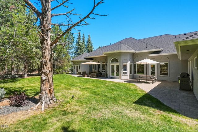 3729 NW Summerfield Road, Bend, OR 97703