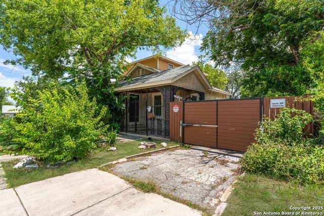 206 Stace, San Antonio, TX 78204