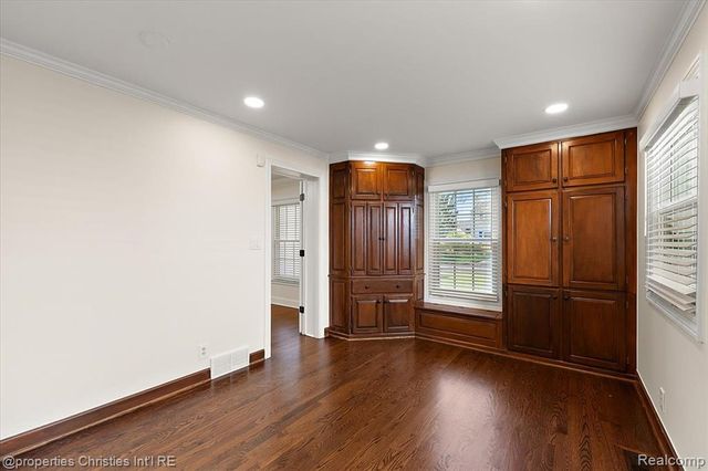 1900 Fairview Street, Birmingham, MI 48009
