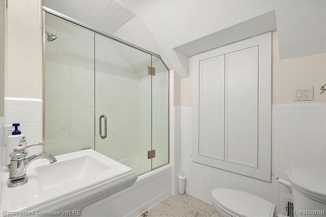 1900 Fairview Street, Birmingham, MI 48009