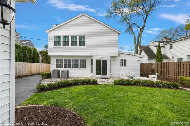 1900 Fairview Street, Birmingham, MI 48009
