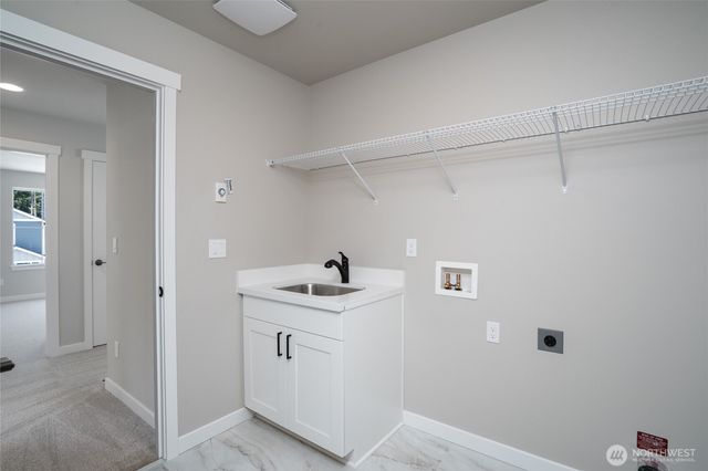 2426 SW Ridgeway Drive, Oak Harbor, WA 98277