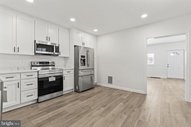 229 S MULBERRY ST, Hagerstown, MD 21740