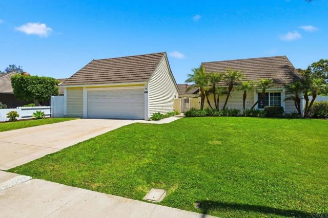 7216 Manzanita Street, Carlsbad, CA 92011