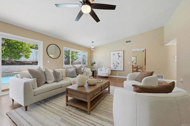 7216 Manzanita Street, Carlsbad, CA 92011