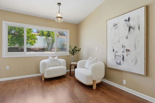 7216 Manzanita Street, Carlsbad, CA 92011