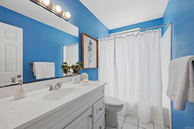 7216 Manzanita Street, Carlsbad, CA 92011