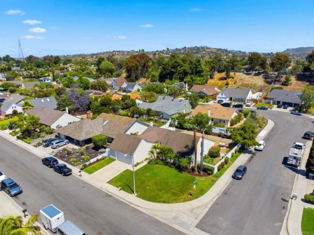 7216 Manzanita Street, Carlsbad, CA 92011