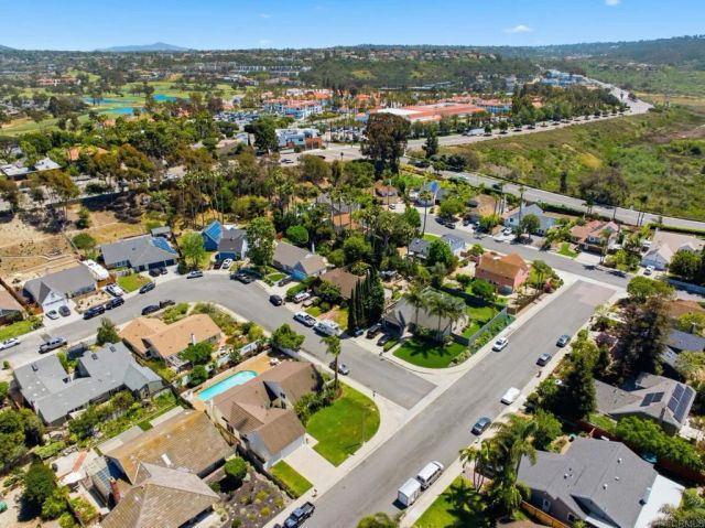 7216 Manzanita Street, Carlsbad, CA 92011