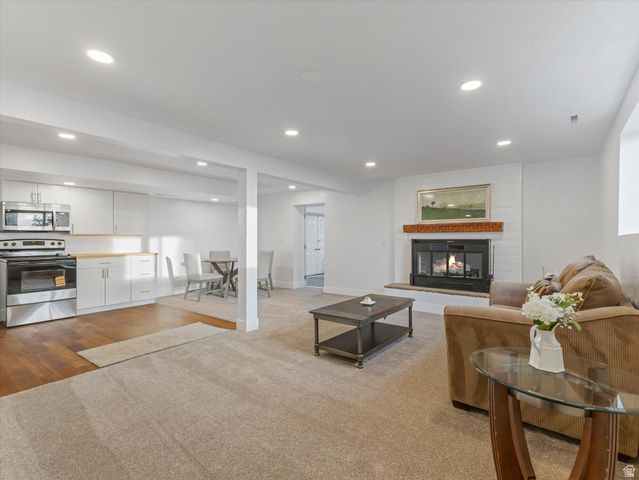 1092 N 500 E, Centerville, UT 84014