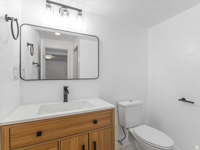 1092 N 500 E, Centerville, UT 84014