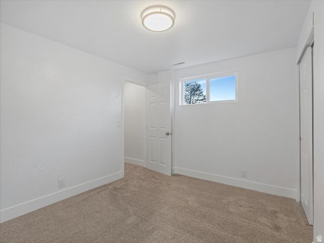 1092 N 500 E, Centerville, UT 84014