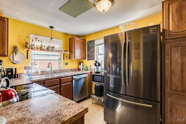 2885 W Tower Avenue, Cincinnati, OH 45238