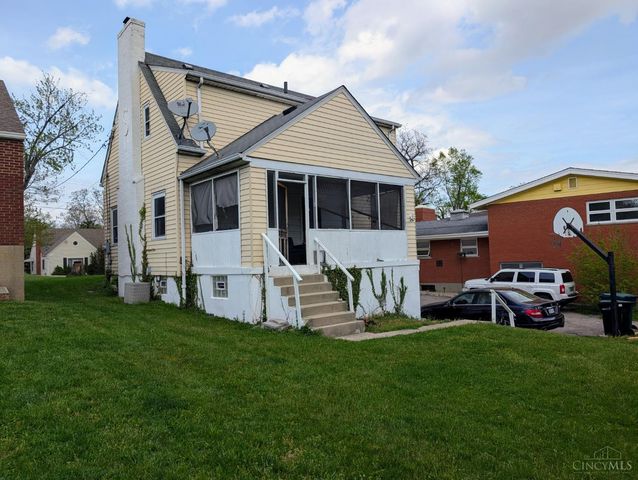 2885 W Tower Avenue, Cincinnati, OH 45238