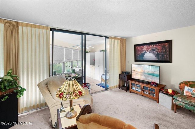 1071 EDGEWOOD Avenue S, 602, Jacksonville, FL 32205