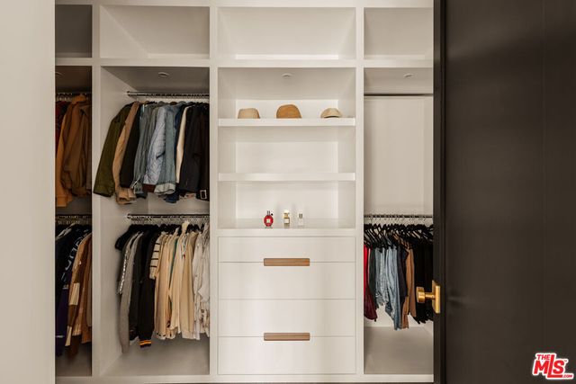 4163 Sunnyslope Avenue, Sherman Oaks, CA 91423