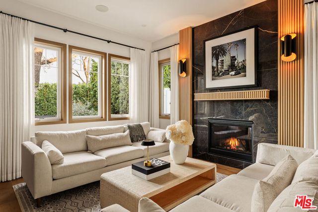 4163 Sunnyslope Avenue, Sherman Oaks, CA 91423