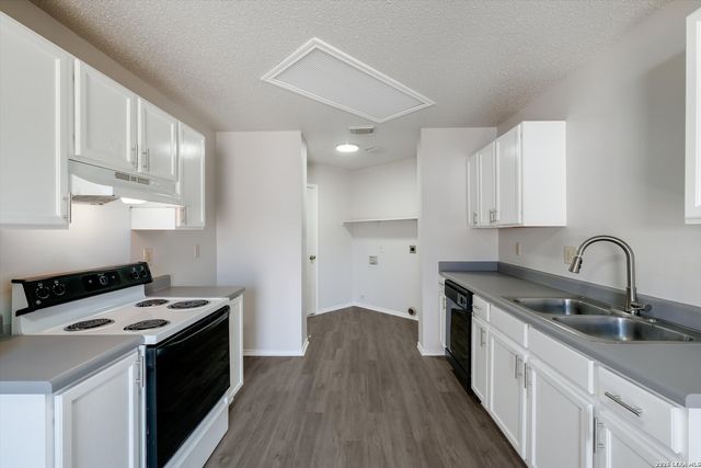 9854 Lauren Mist, San Antonio, TX 78251