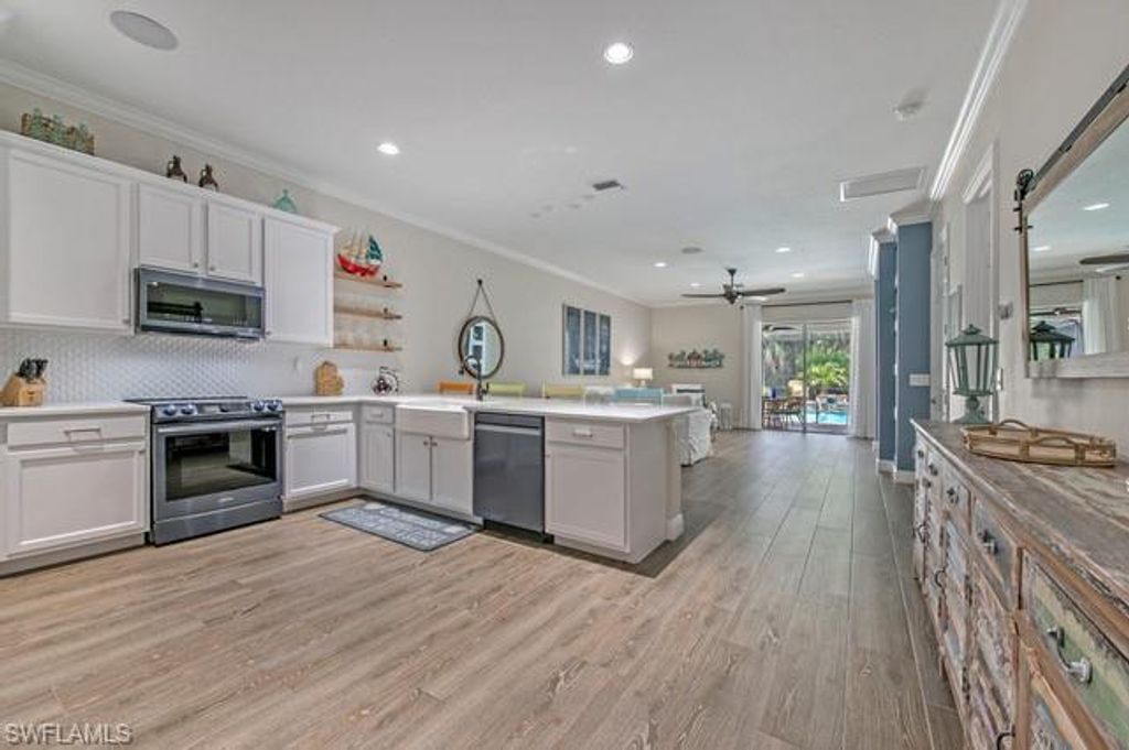 1123 Town And River DR, FORT MYERS, FL 33919 — photo 3