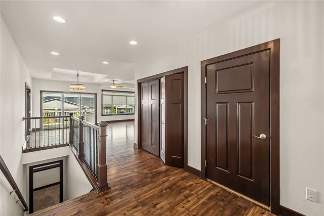 254 S 91st Street, West Des Moines, IA 50266