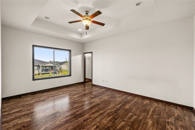 254 S 91st Street, West Des Moines, IA 50266