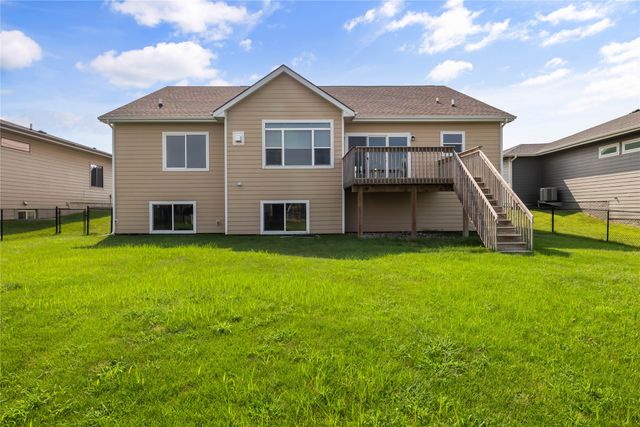 254 S 91st Street, West Des Moines, IA 50266