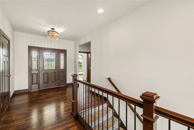 254 S 91st Street, West Des Moines, IA 50266