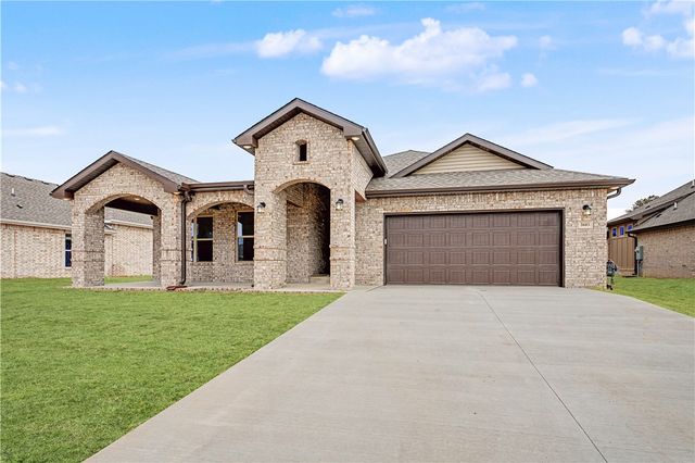 3603 N Wiley Drive, Siloam Springs, AR 72761