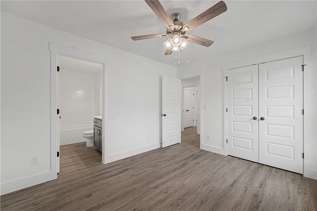 3603 N Wiley Drive, Siloam Springs, AR 72761