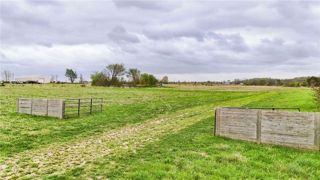 13225 W Tycoon Road, Bentonville, AR 72713