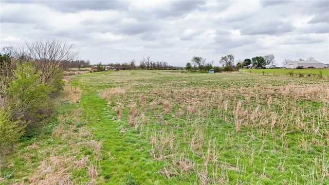 13225 W Tycoon Road, Bentonville, AR 72713