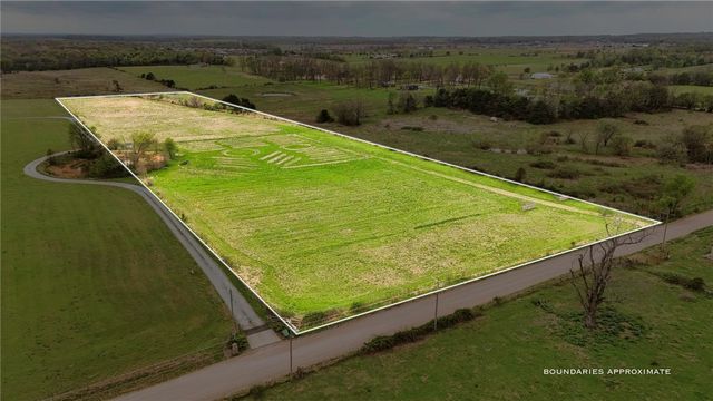 13225 W Tycoon Road, Bentonville, AR 72713