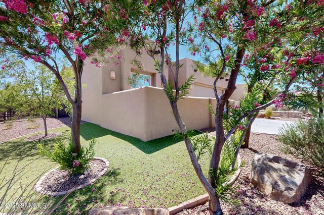 8133 Willow Bloom Circle, Las Cruces, NM 88007