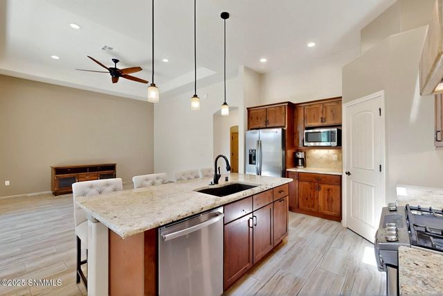 8133 Willow Bloom Circle, Las Cruces, NM 88007